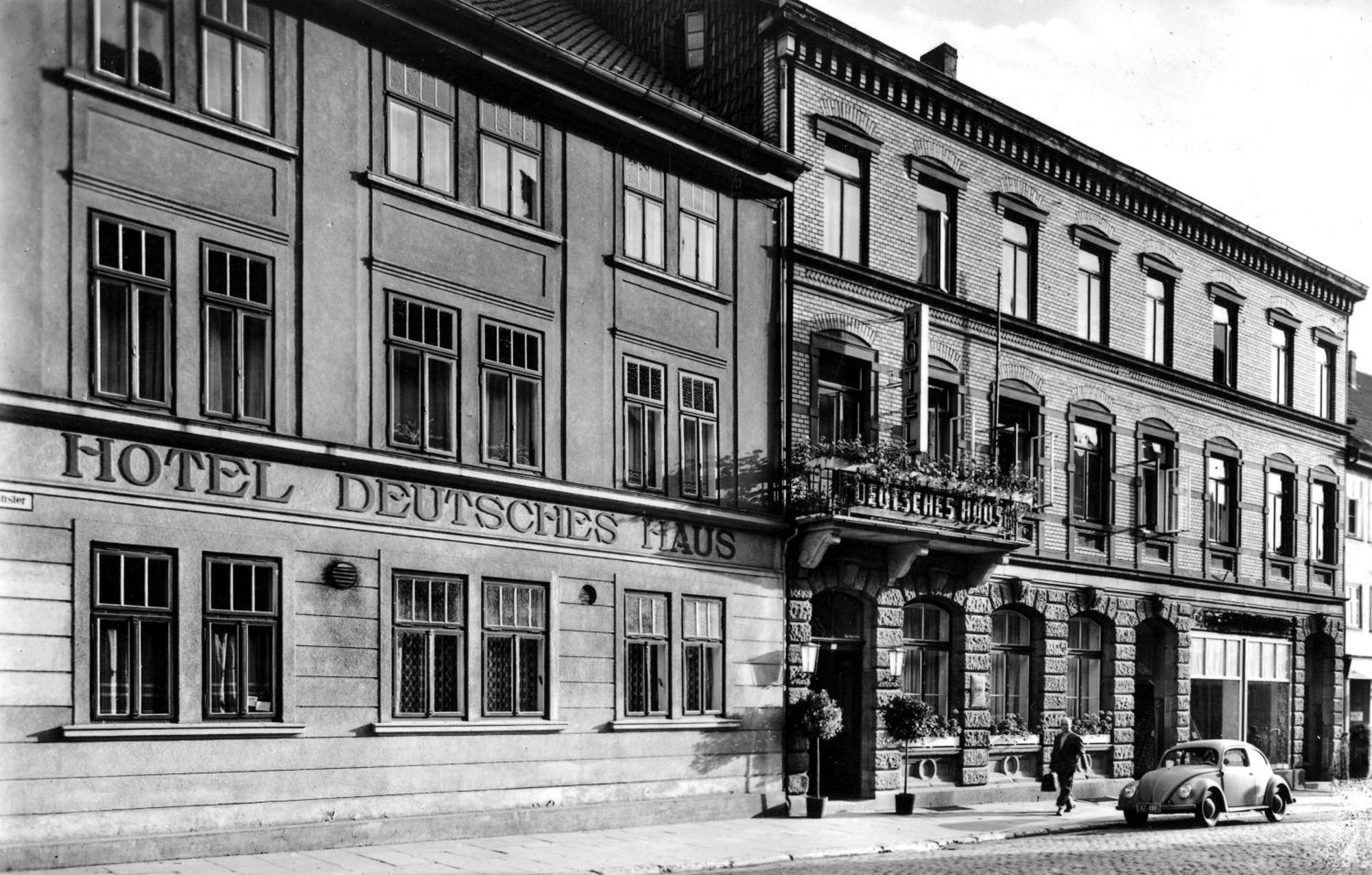 Hotel Deutsches Haus Northeim Exterior photo